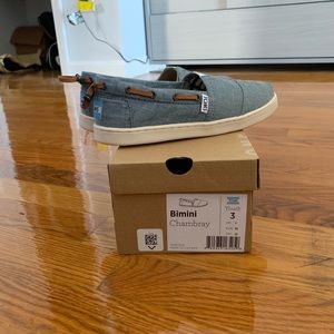 BNWT Bimini Chambray TOMS
